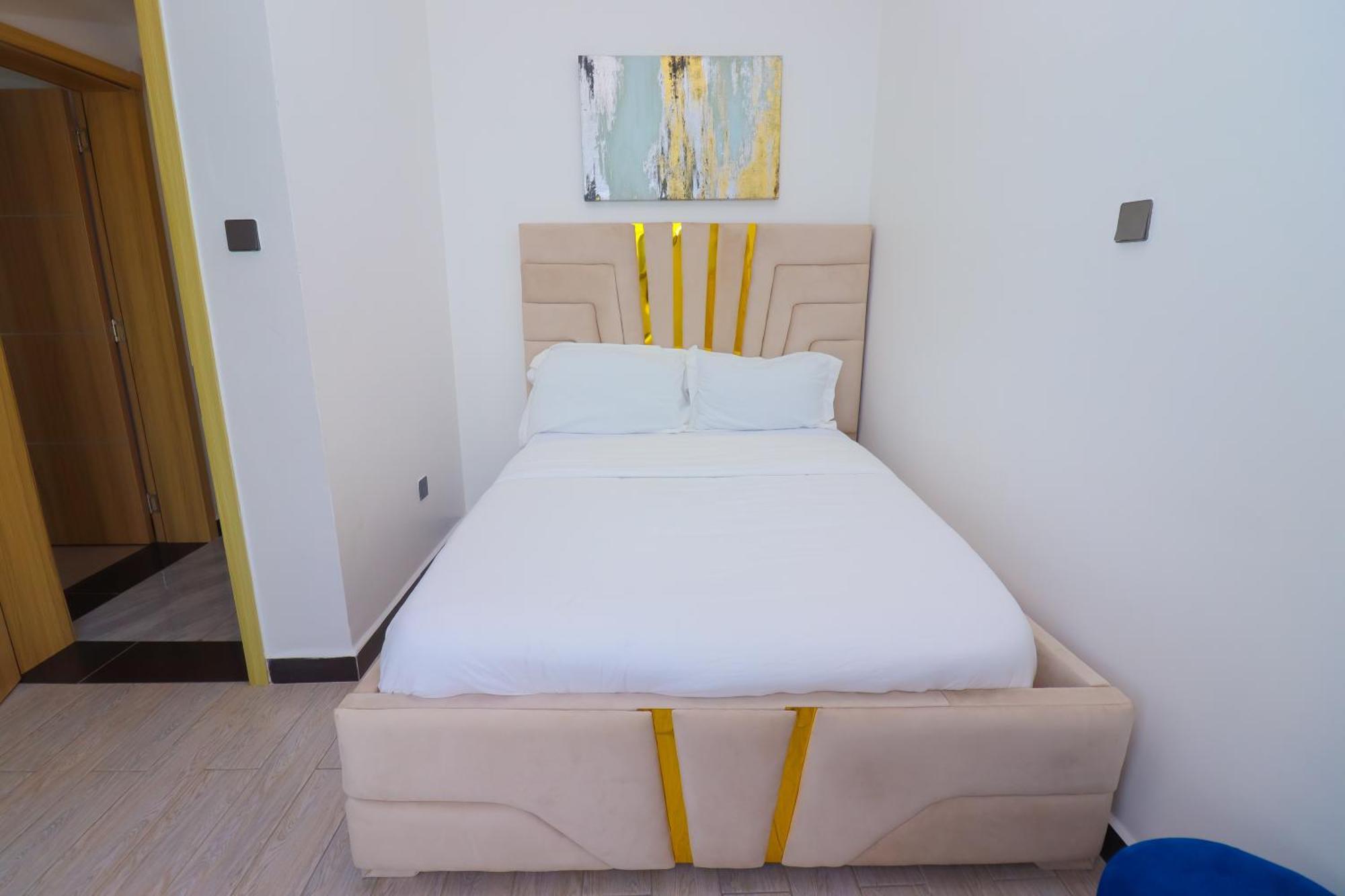 His & Hers Furnished 3 Bedroom In Kilimani,staroot Residency Nairobi