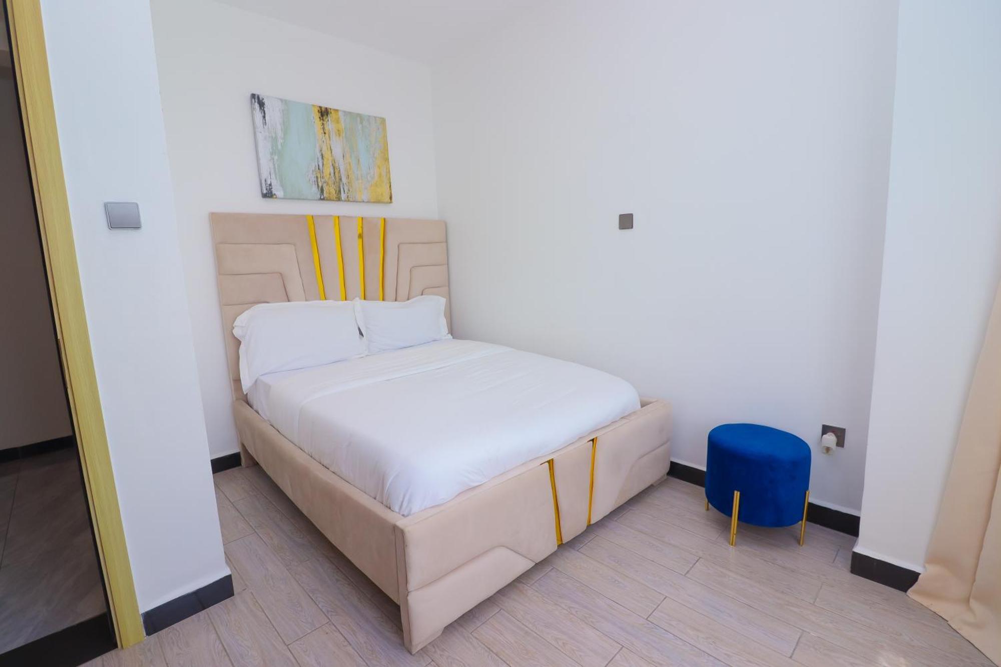 His & Hers Furnished 3 Bedroom In Kilimani,staroot Residency Apartment *