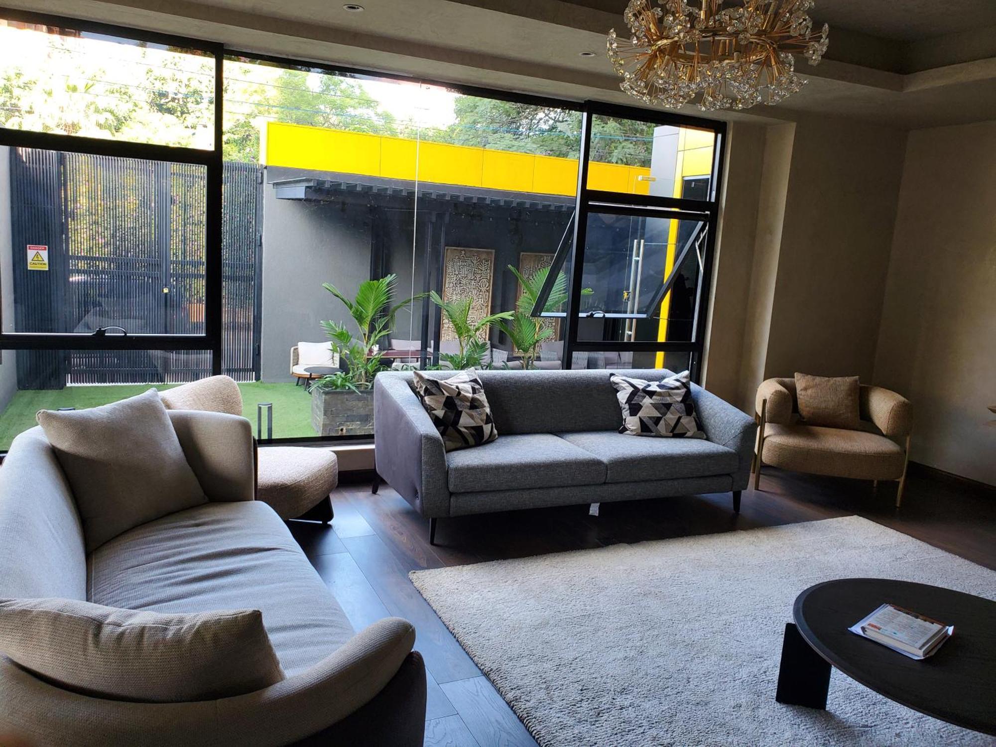 Three Bedroom Luxury Place * Nairobi