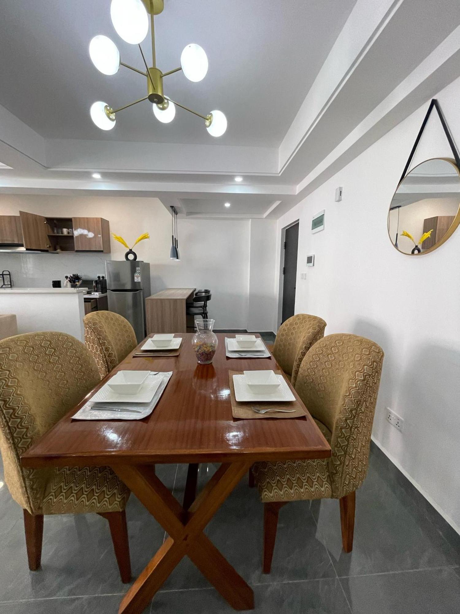 Modern Furnished 2-bedroom Apartment *