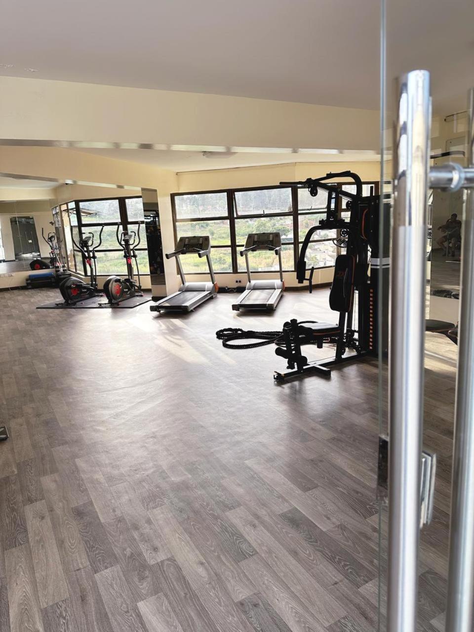 Stylish Apartment Ideal For Long Stays Nairobi