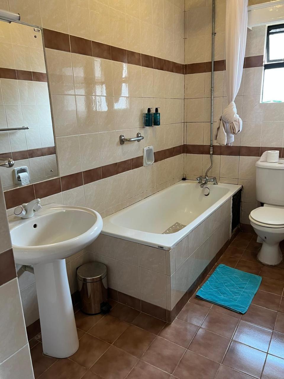 The Olive Place Apartment *