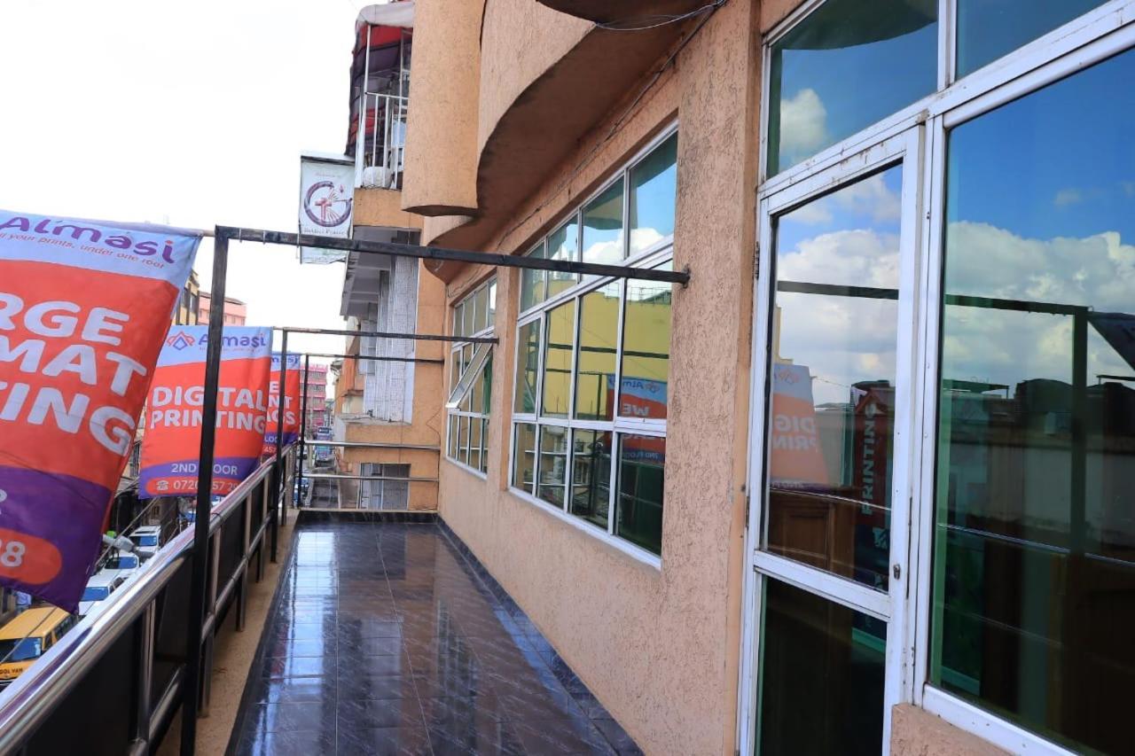 Almasi Hotel 2*