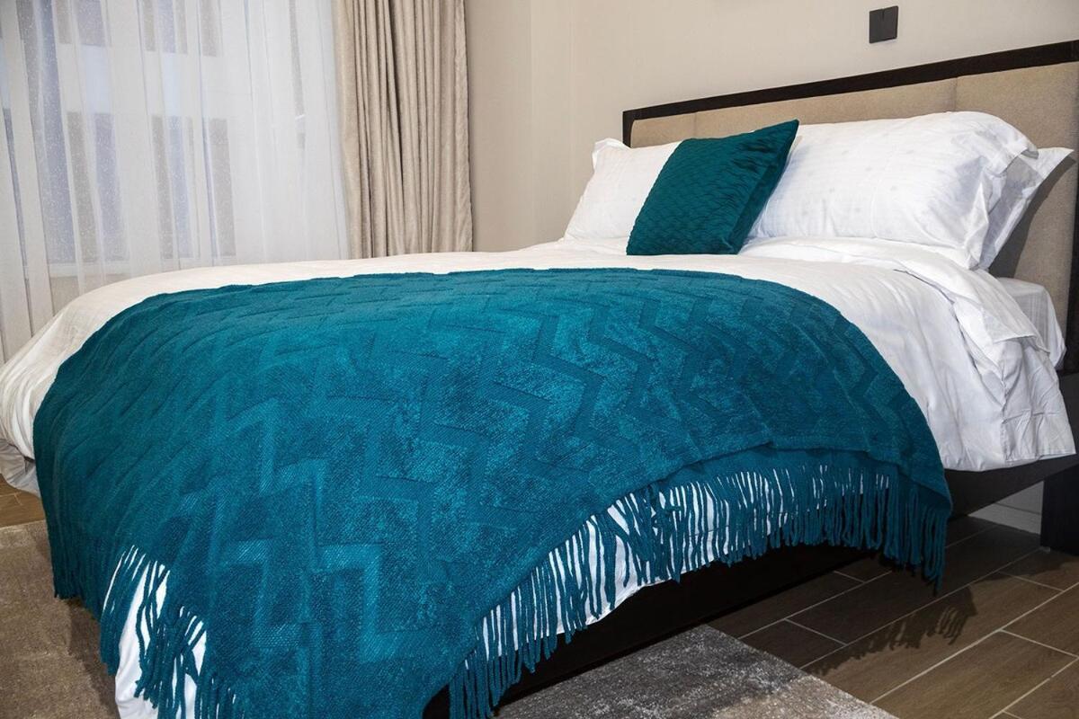 Apartment Cozy & Luxury Lavington, *