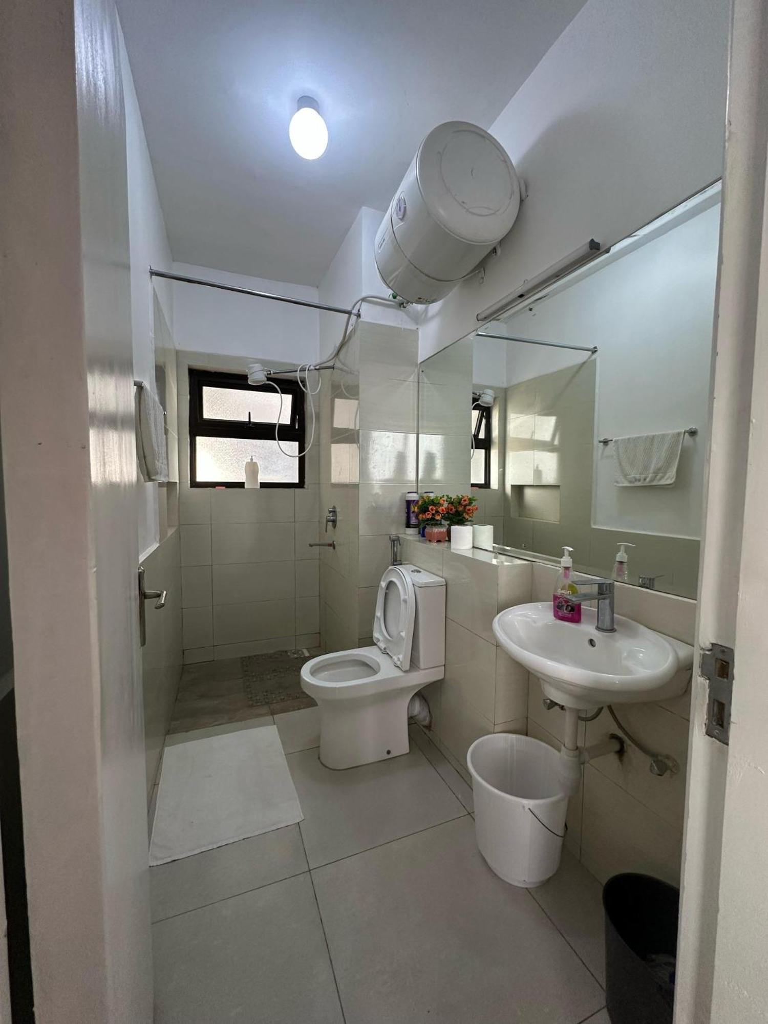 Apartamento Modern Near Junction Mall Wi-fi, Smart Tv, Free Parking Nairobi