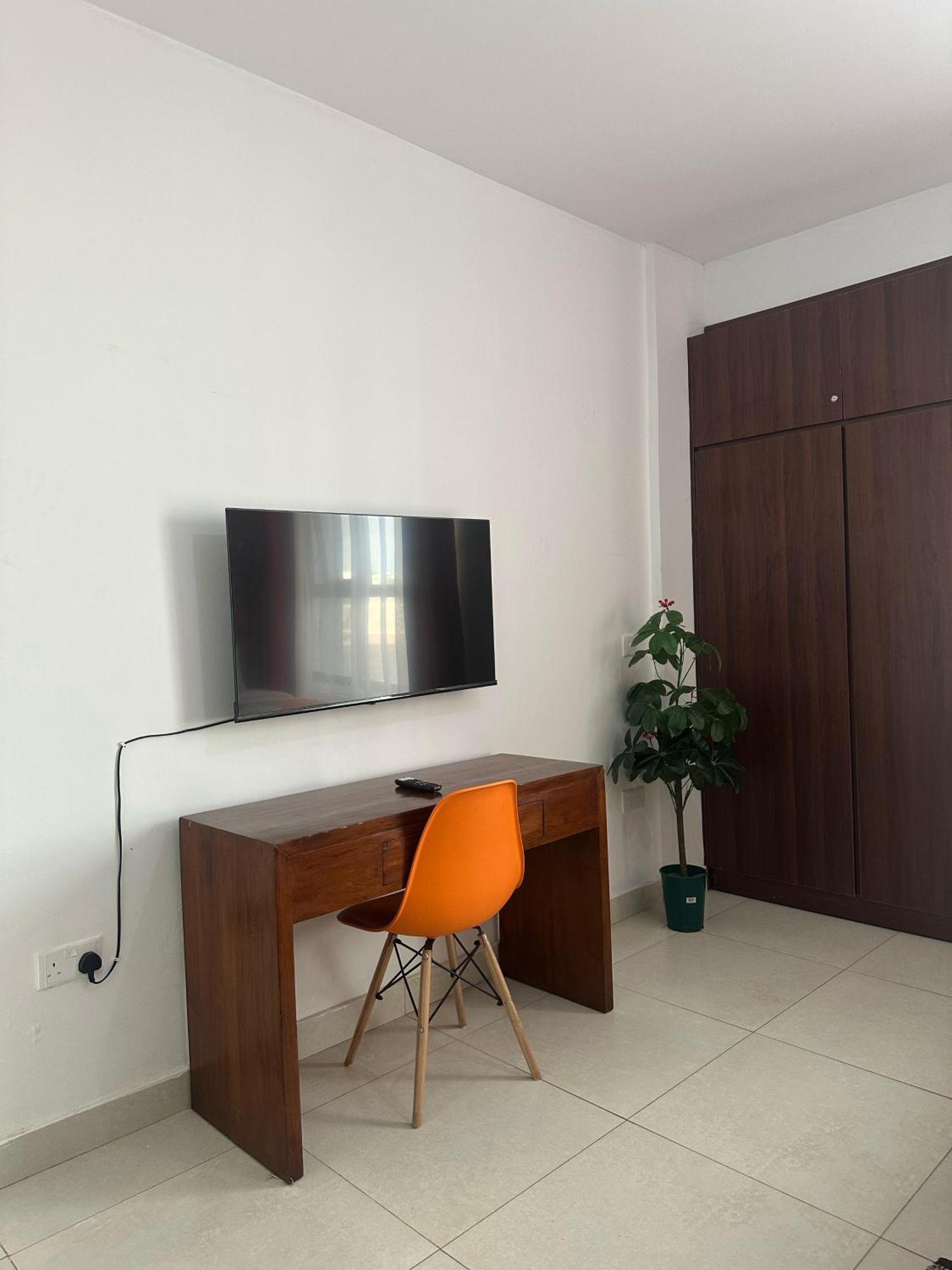 Modern Near Junction Mall Wi-fi, Smart Tv, Free Parking