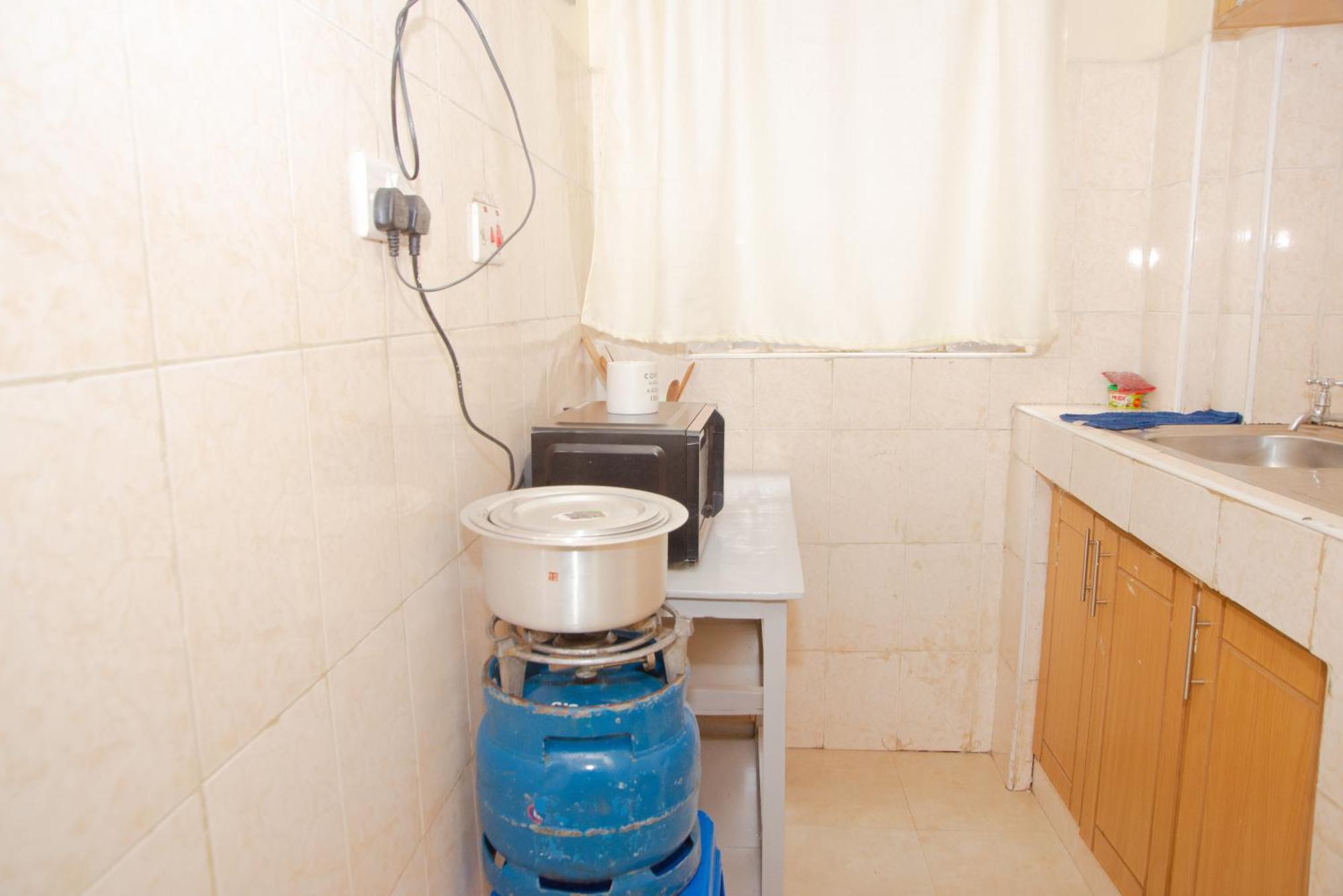 Cutie Stays-studio Apartment