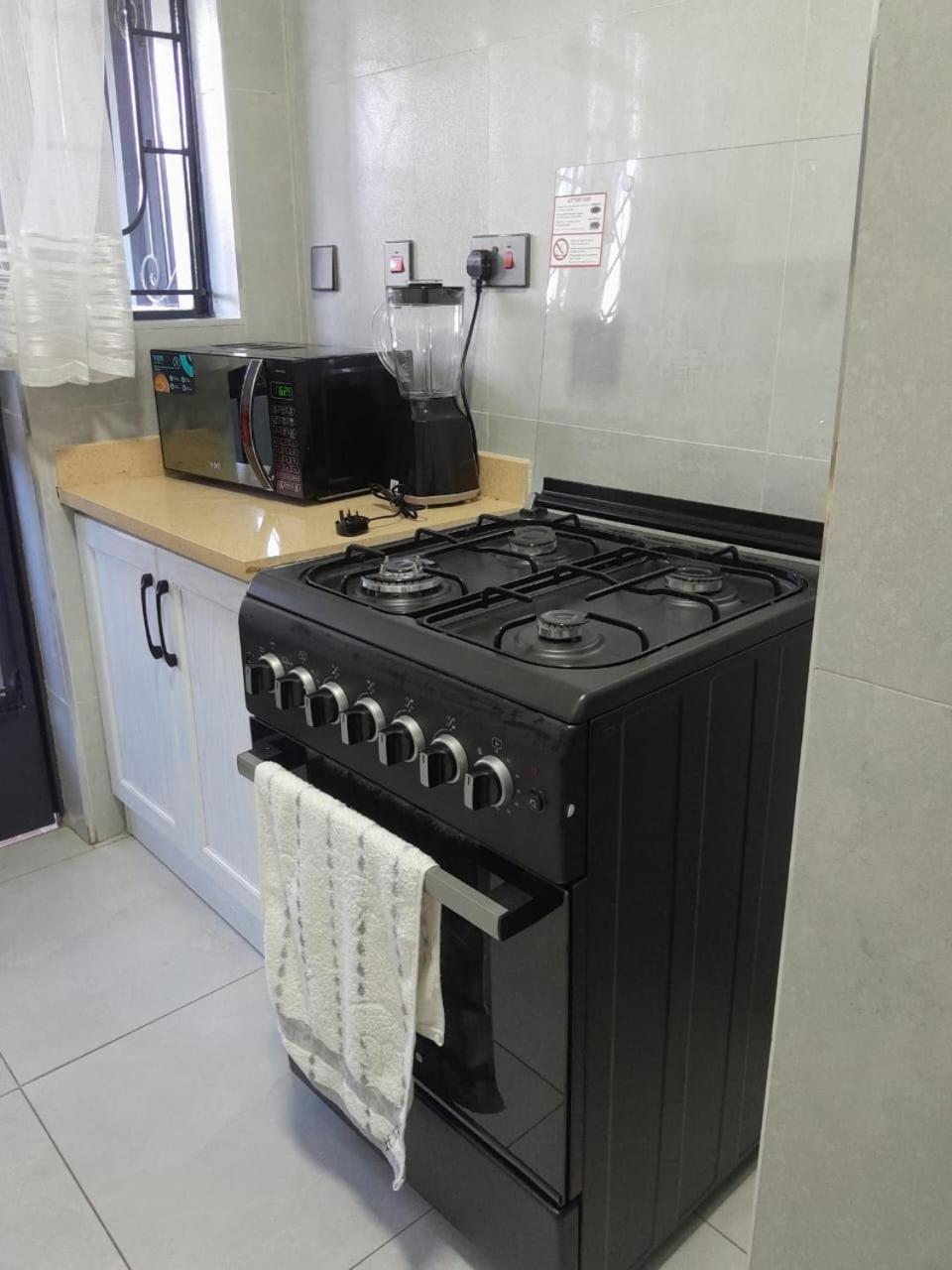 Apartment Sana 1Br 5Mins To Serena Hotel Nairobi