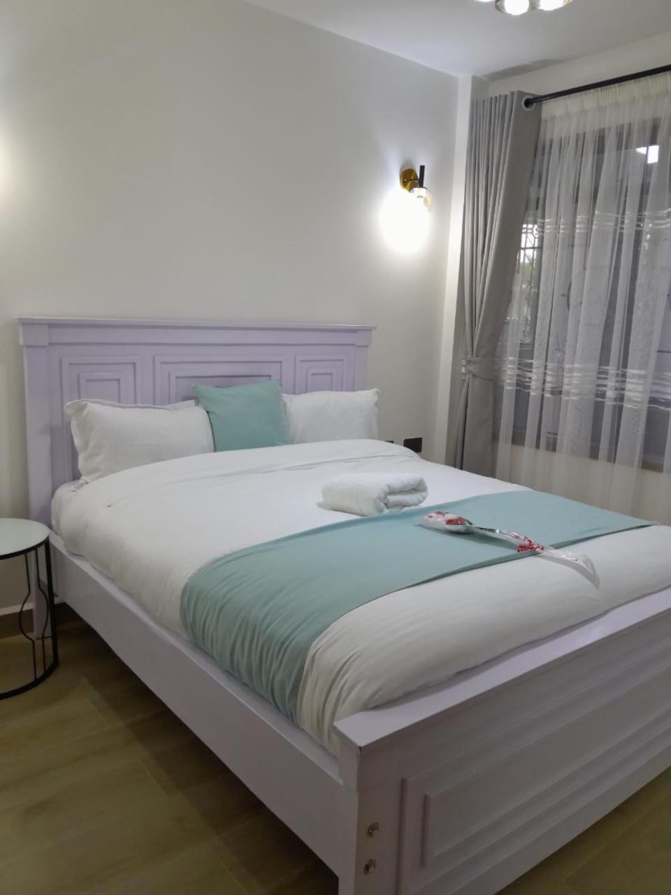 Sana 1Br 5Mins To Serena Hotel