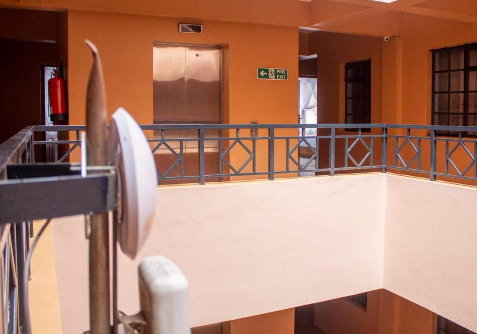 Deka Hotel Ngara Equity Hotel 3*