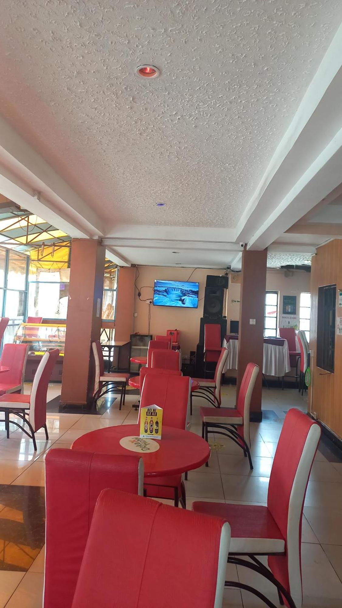 Deka Hotel Ngara Equity Hotel