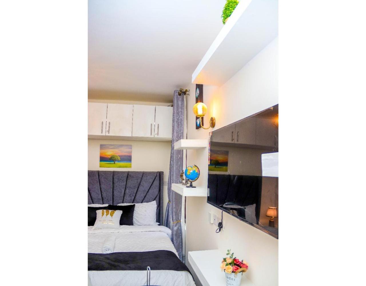Luxore * Nairobi