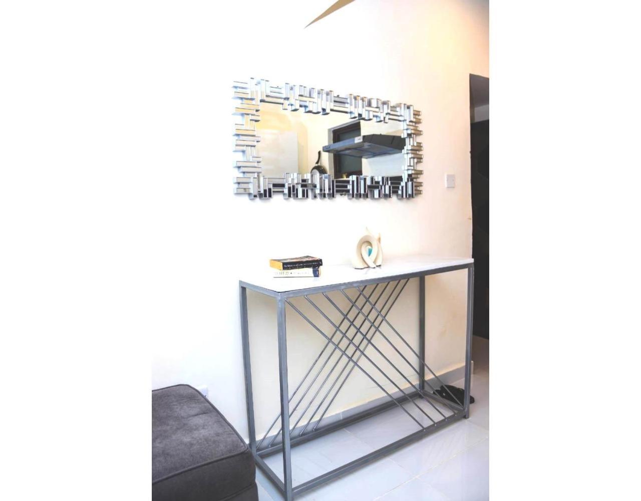 Luxore * Nairobi