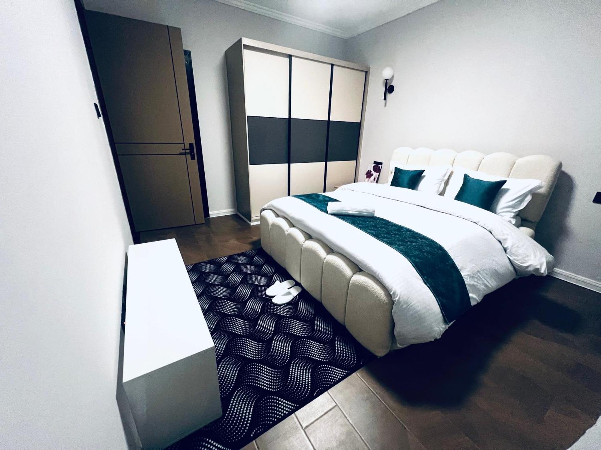 Emerald Suites-ke