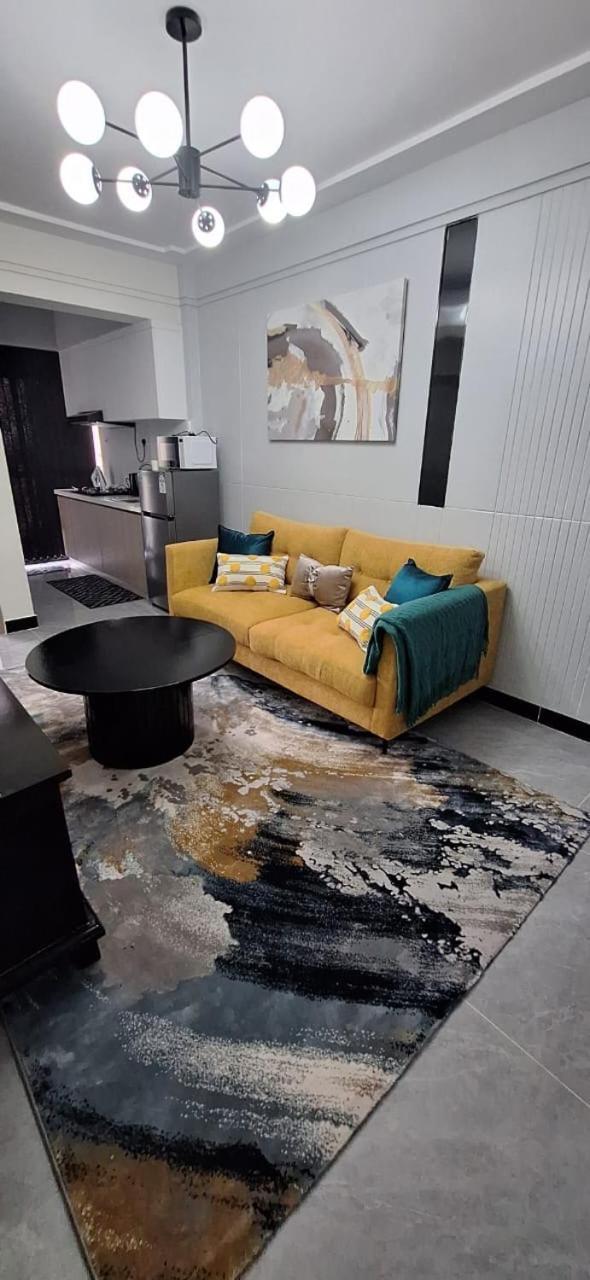 Apartment Cozy Two Bedroom In Kilimani, *