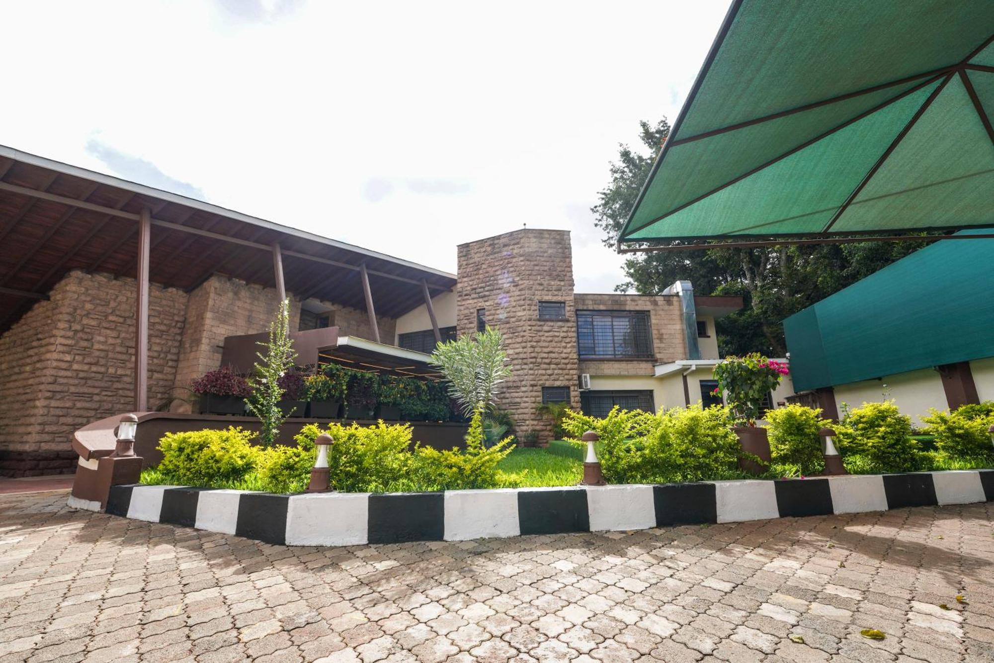 Light Gigiri Hotel
