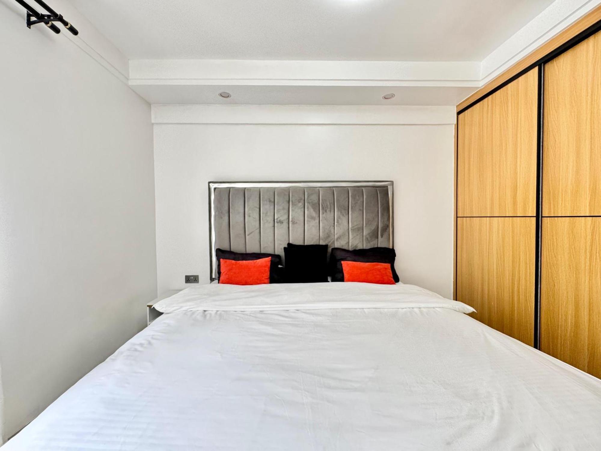 Apartment Homey Hideout