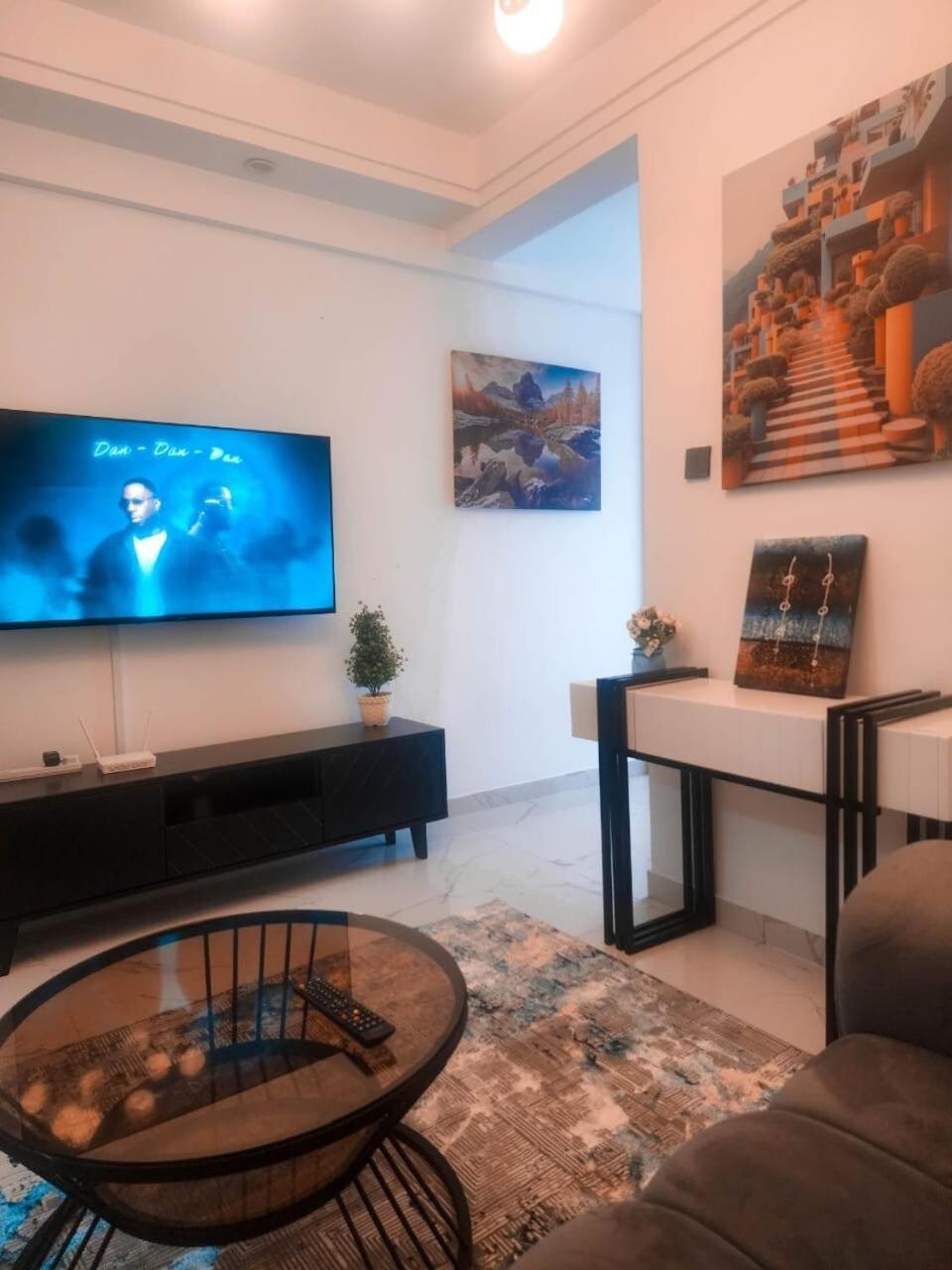 Amir Homes * Nairobi
