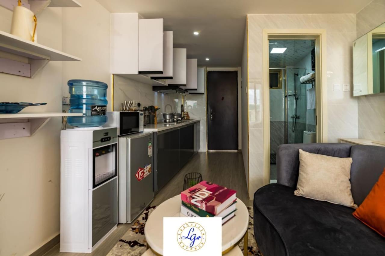 Classy Executively Furnished In Kilimani With High End Facilities And Close Proximity To Major Shopping Malls * Nairobi