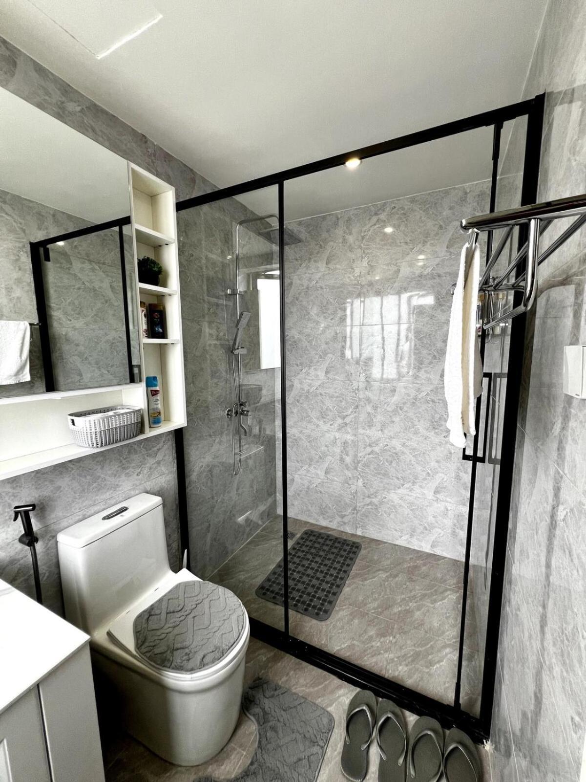 2 Bed Modern Luxury With Views Apartment