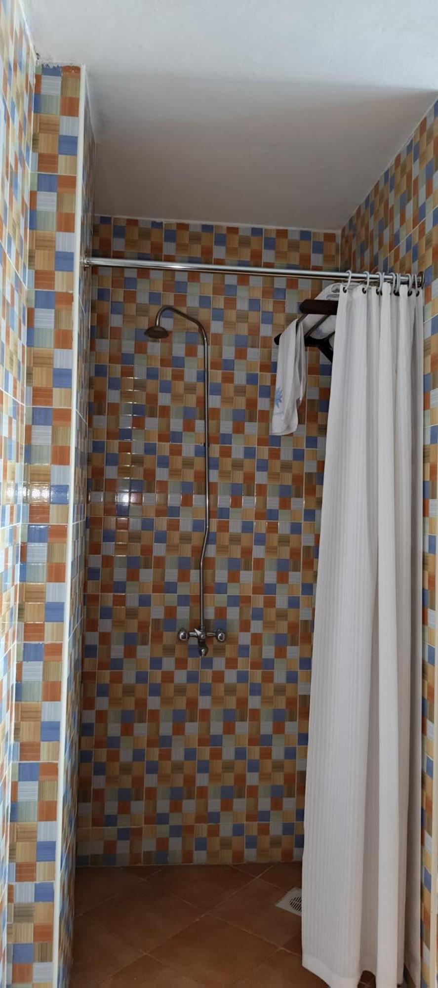 Kenya Comfort 2*