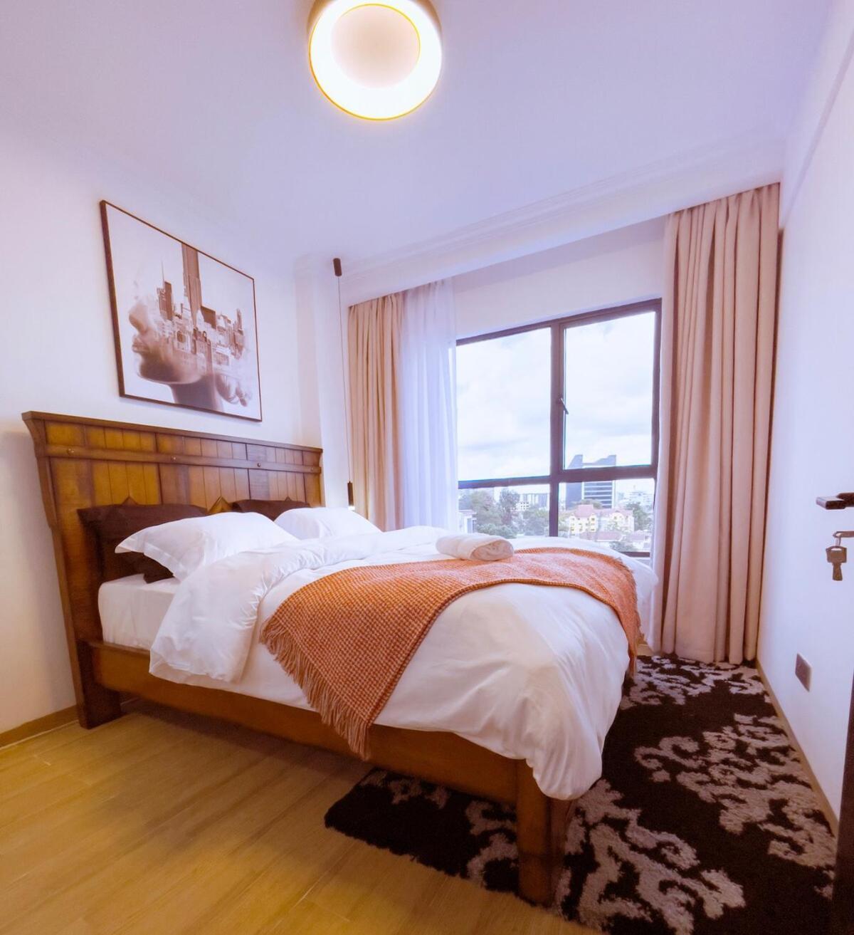 Tulia Marina Bay Square Apartment