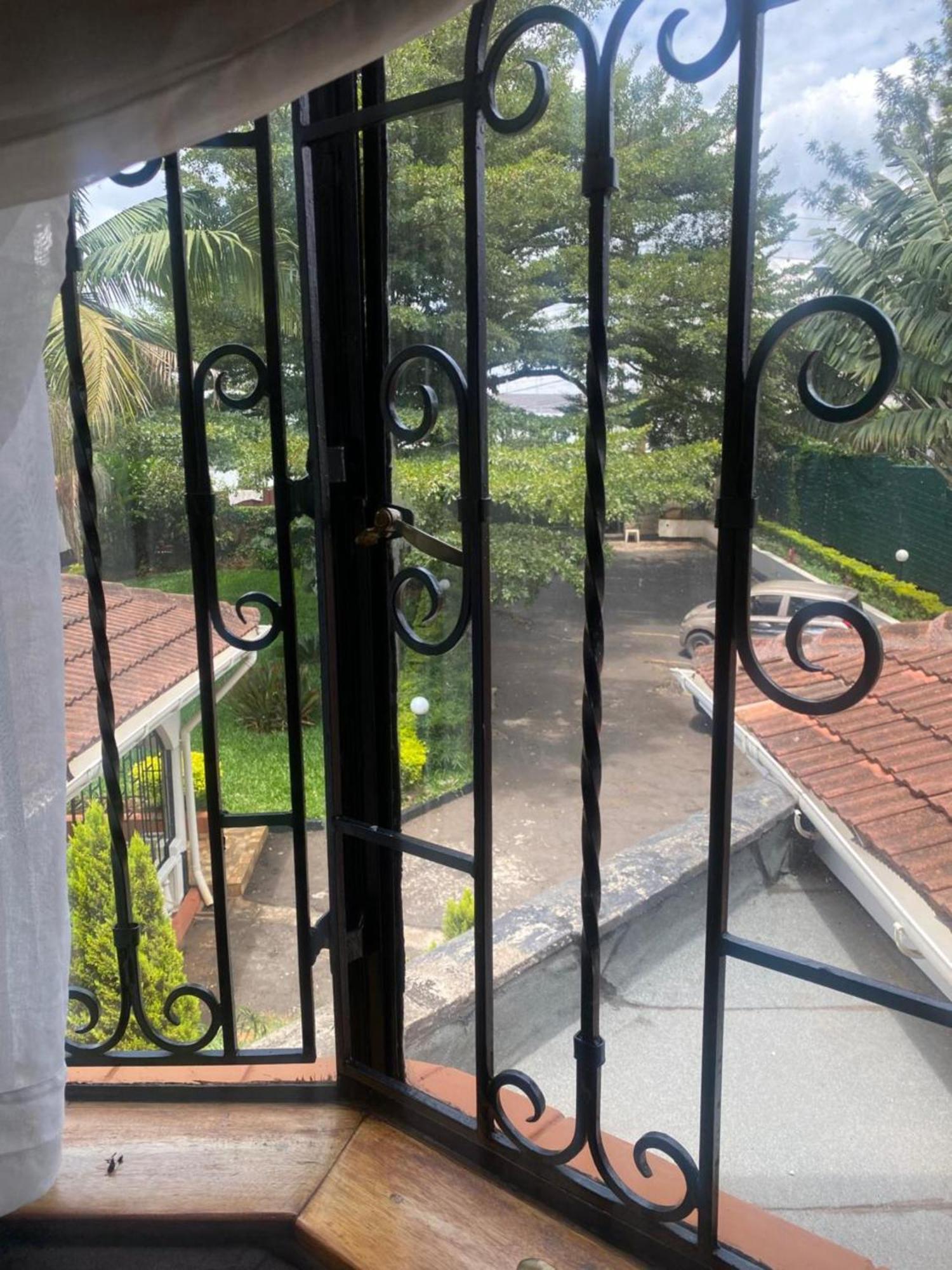 Apartment Executive Near Embassies Gigiri *