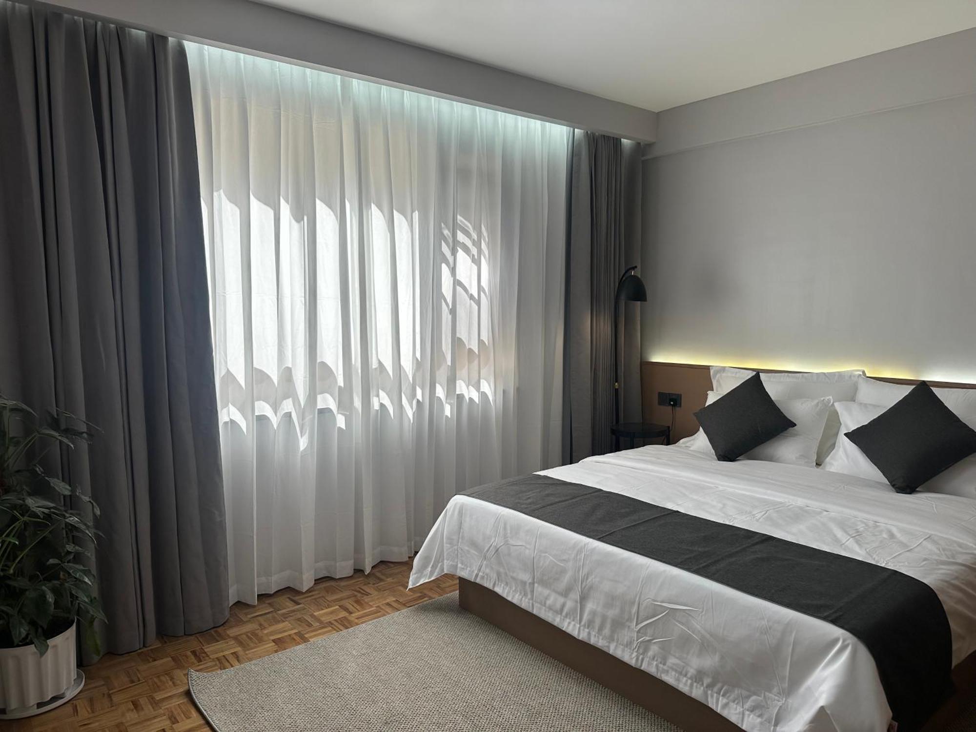Aparthotel Purple Sun And Serviced