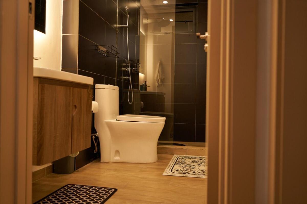 Hotel-style In Apartment