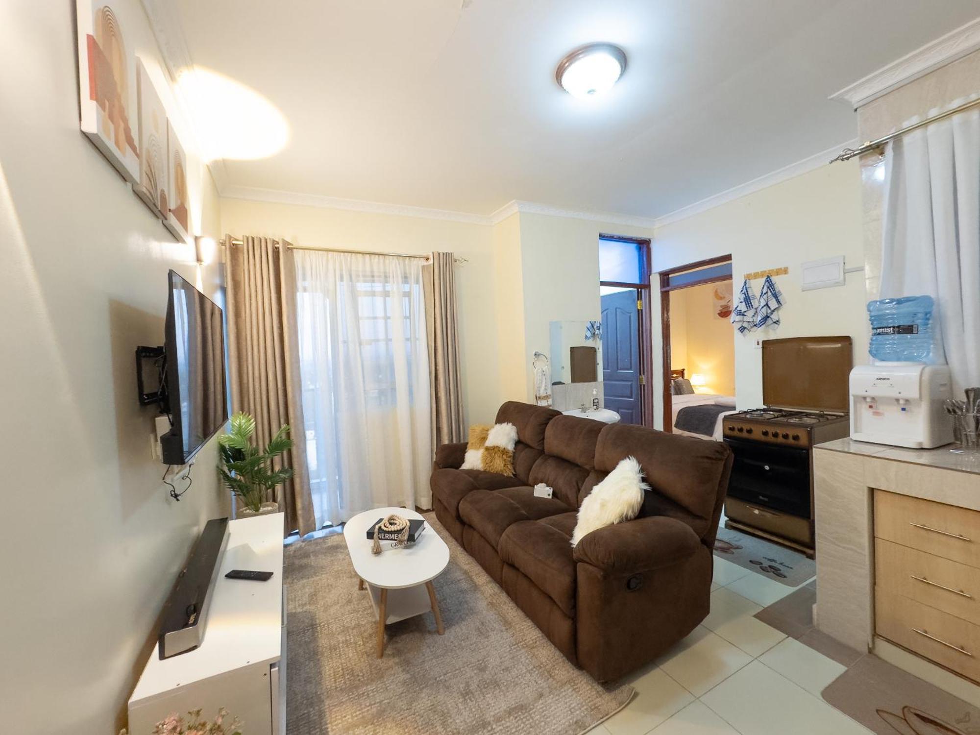 White House Lakz Homes * Nairobi
