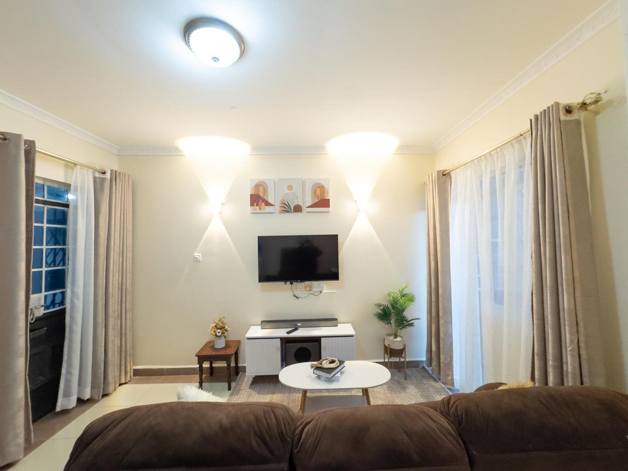 White House Lakz Homes * Nairobi