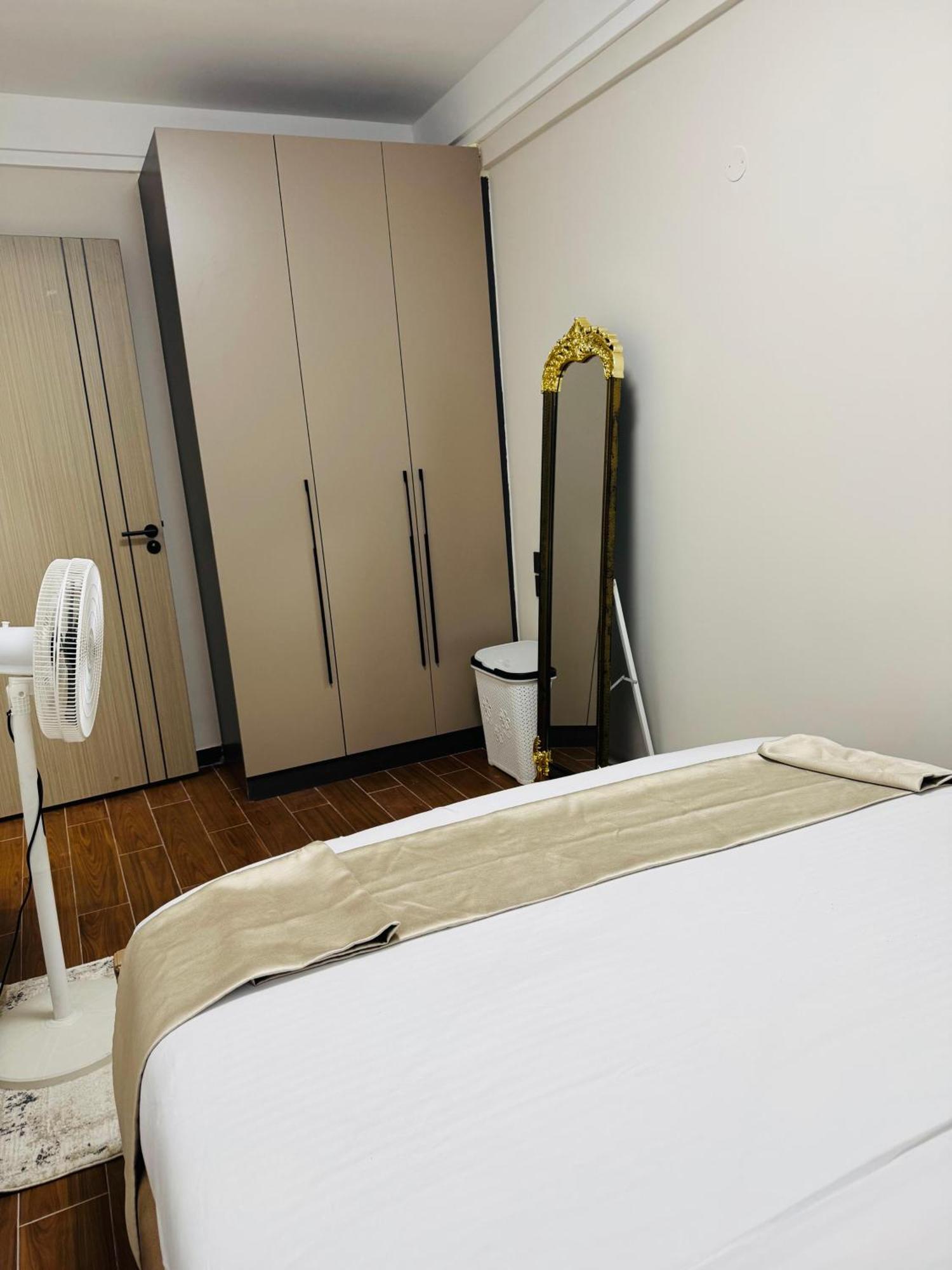 Luxury 1 Bedroom Furnished In Kilimani Apartment