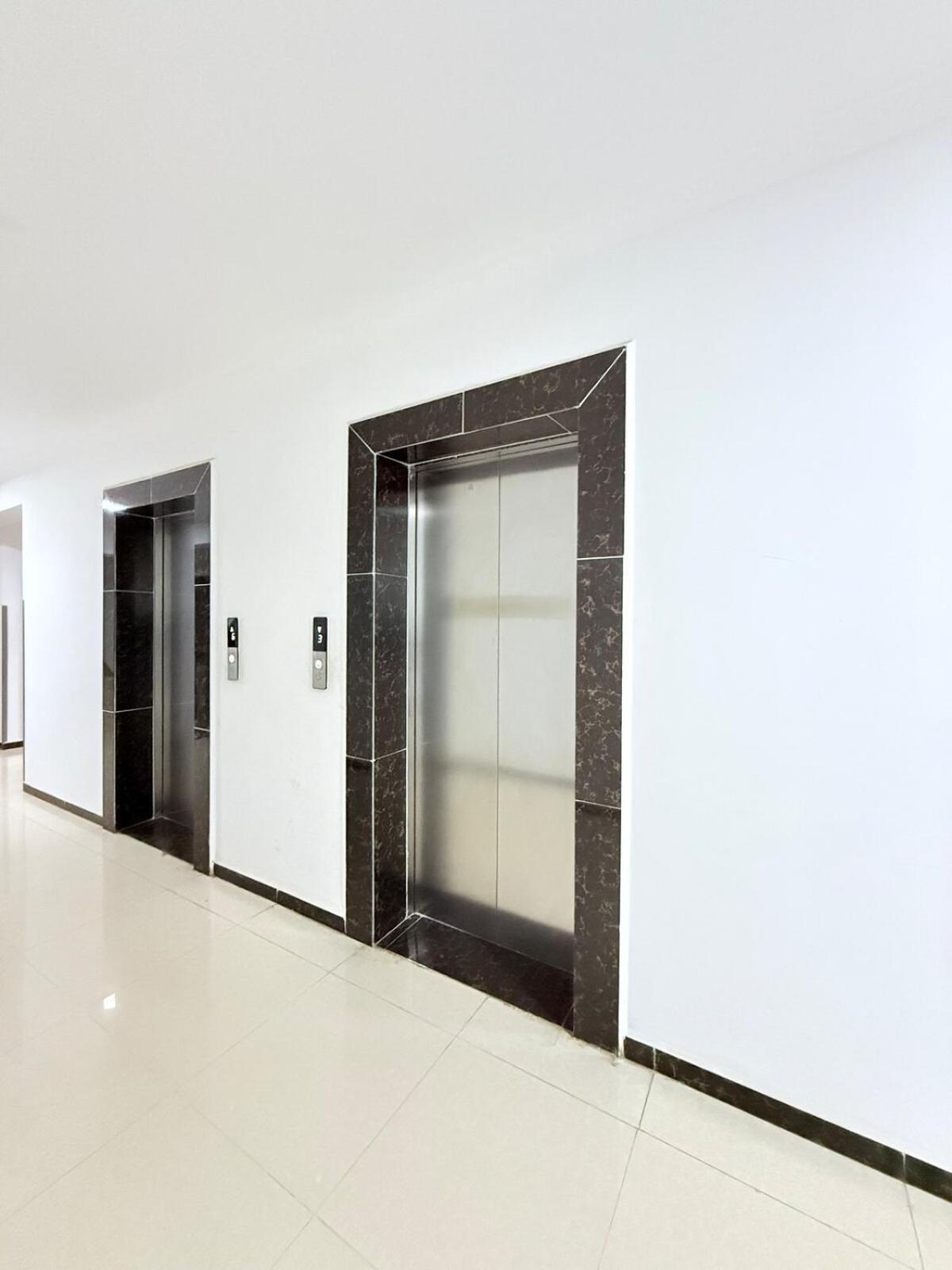 Apartment Pure Urban Bliss With Views *