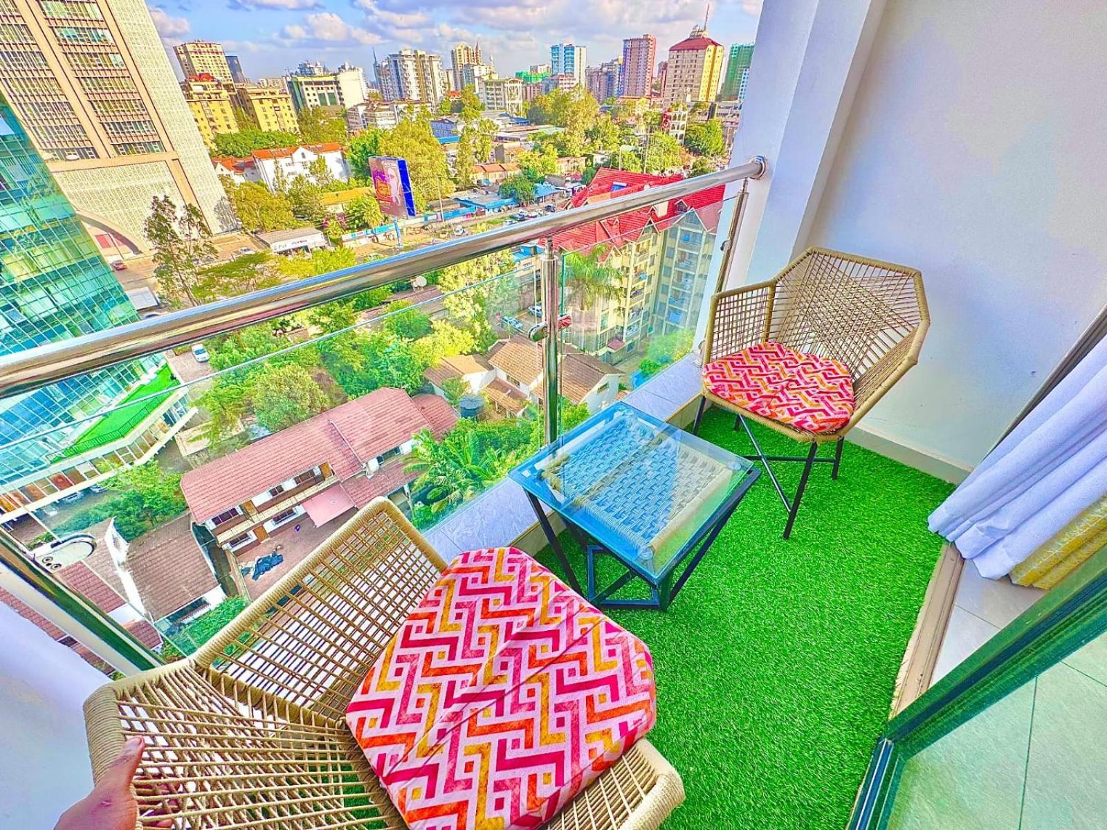 2 Bedroom Skyview Retreat At Goldpark Homes By Lulu Homes Apartment