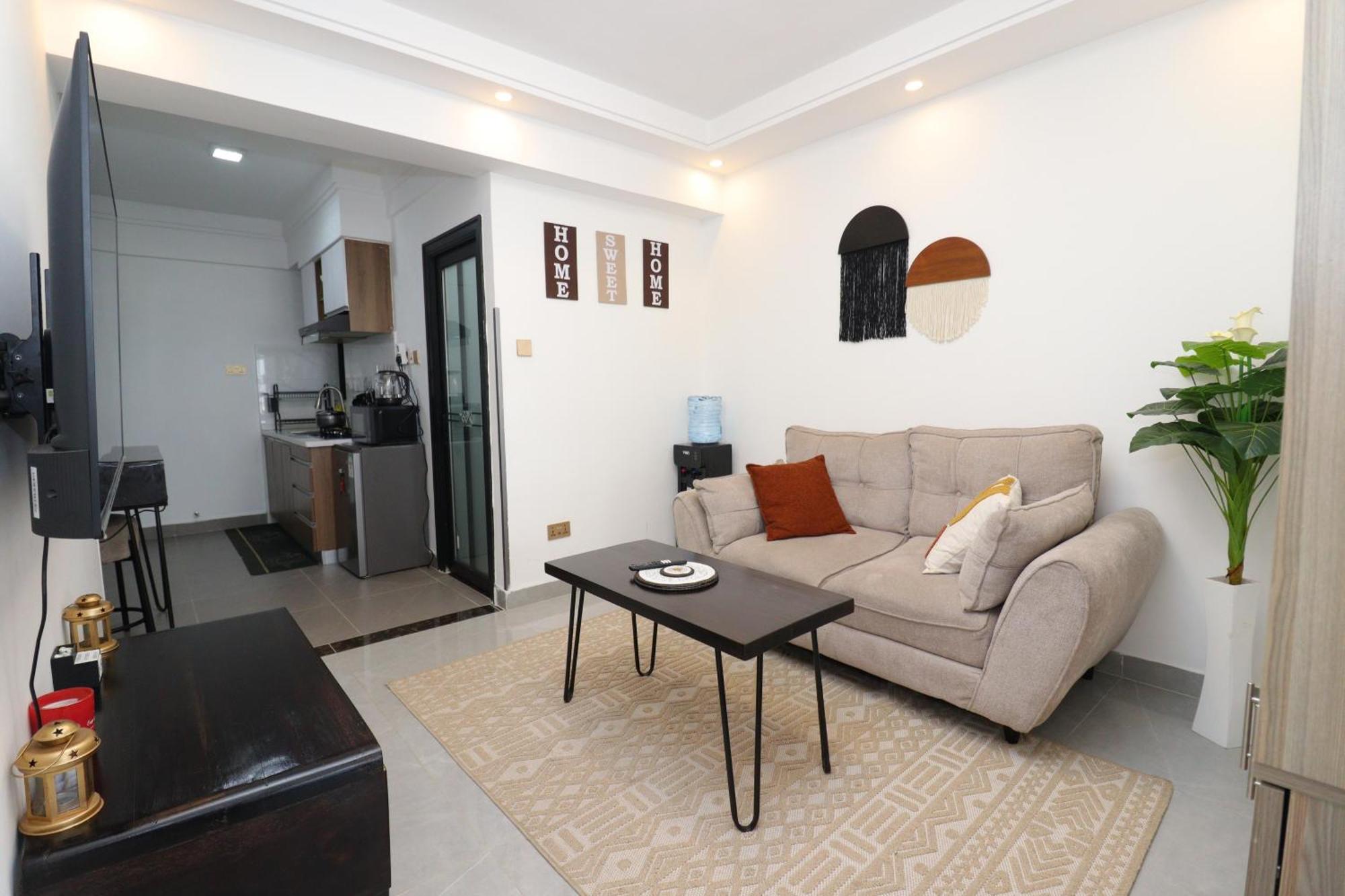 Stylish 1br In Kilimani With Views From The 15th Floor Apartment Nairobi
