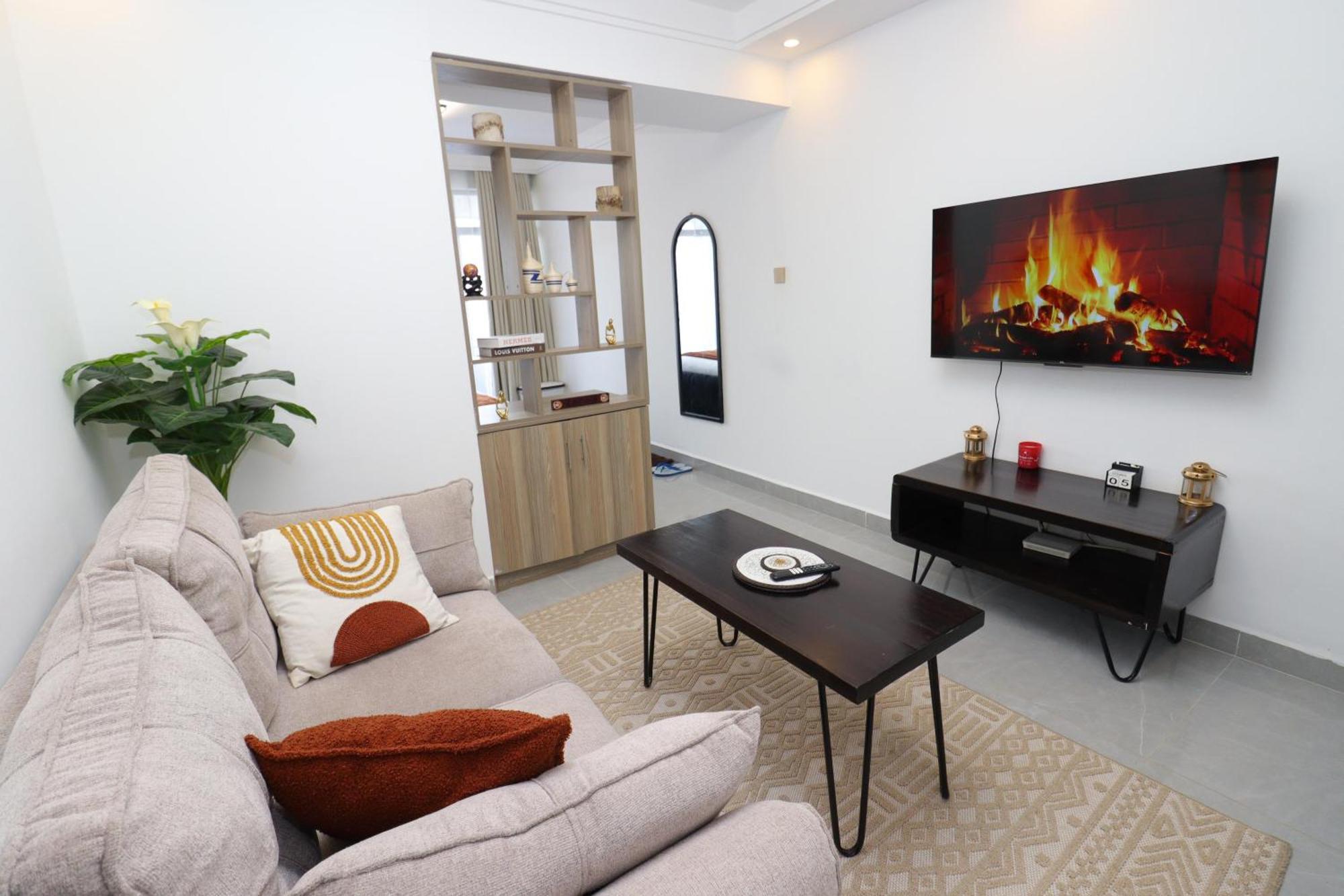 Stylish 1br In Kilimani With Views From The 15th Floor Apartment Nairobi