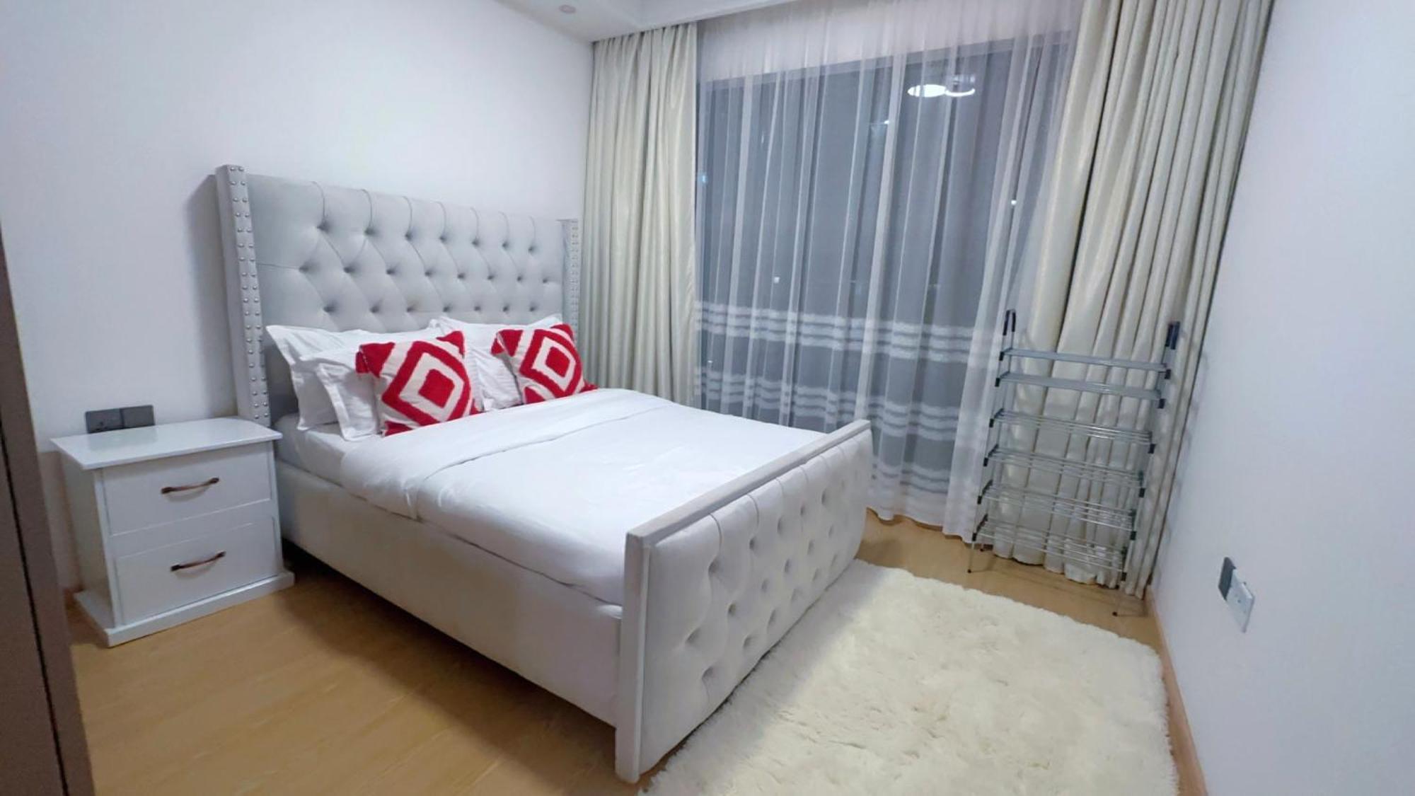 Apartment Leshwa Cozy 1 Bed Indoor Heated Pool