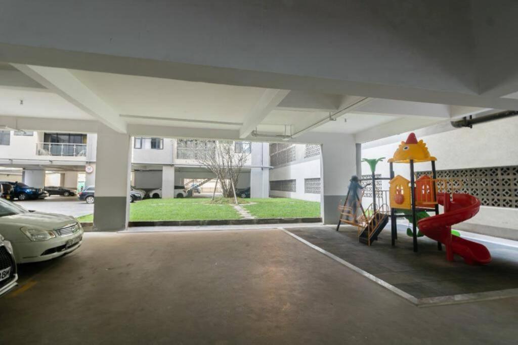Apartment Gorgeous 1 Bed In Kilimani Near Yaya Centre With Gym Nairobi