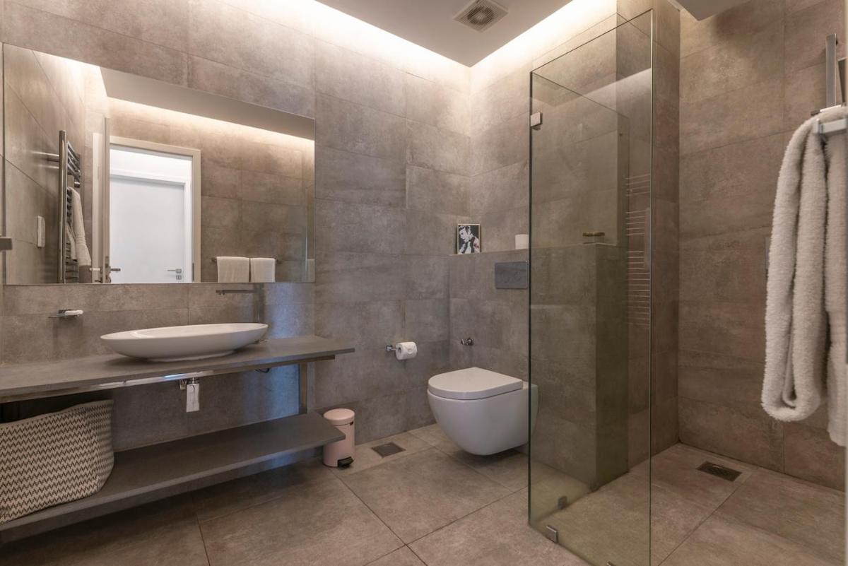 Apartment Calm And Collected By Yourhost Le Mac Westlands