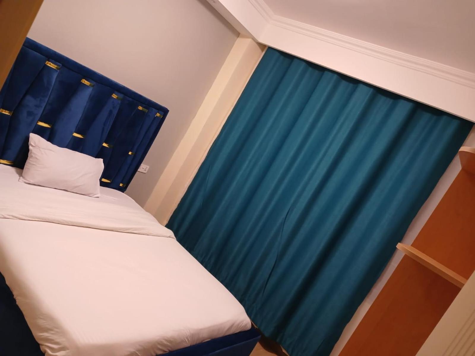 Apartment Lovely Two Bedroom With Heated Swimming Pool Fully Equipped Gym Ample Parking Space And A Relaxing Rooftop With Breathtaking Views
