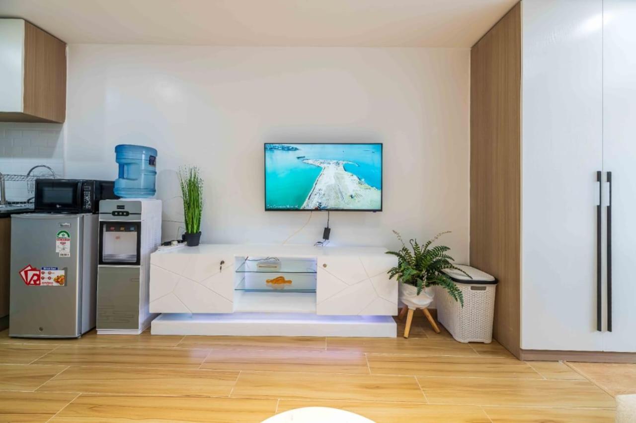 Executive In Kilimani With Breathtaking Views Child Playground Swimming Pool And Ample Parking * Nairobi