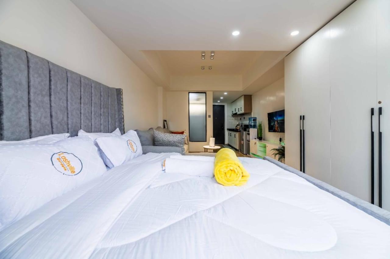 Executive In Kilimani With Breathtaking Views Child Playground Swimming Pool And Ample Parking Apartamento