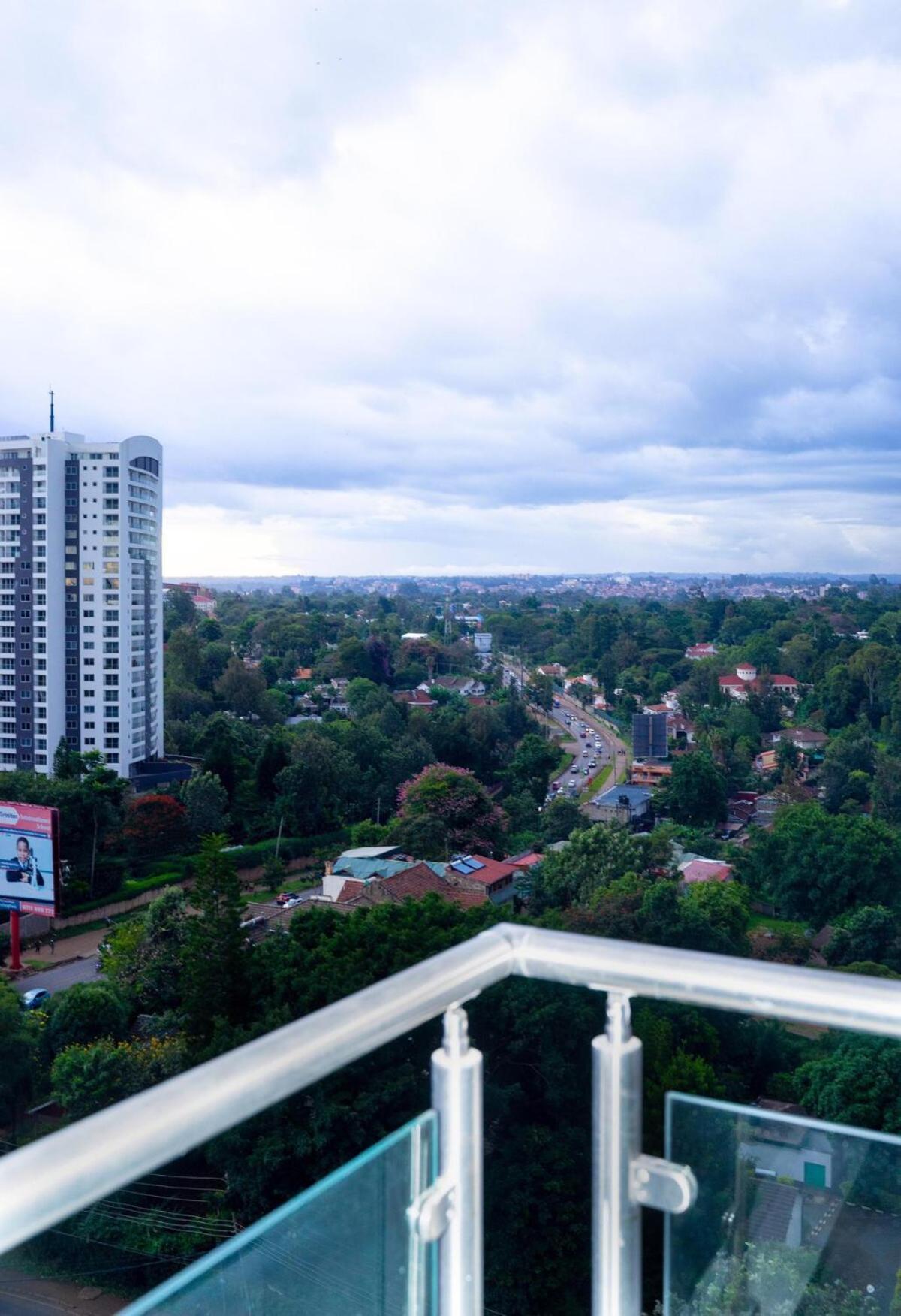 Apartment Trendy Serviced 1br Retreat, Views *