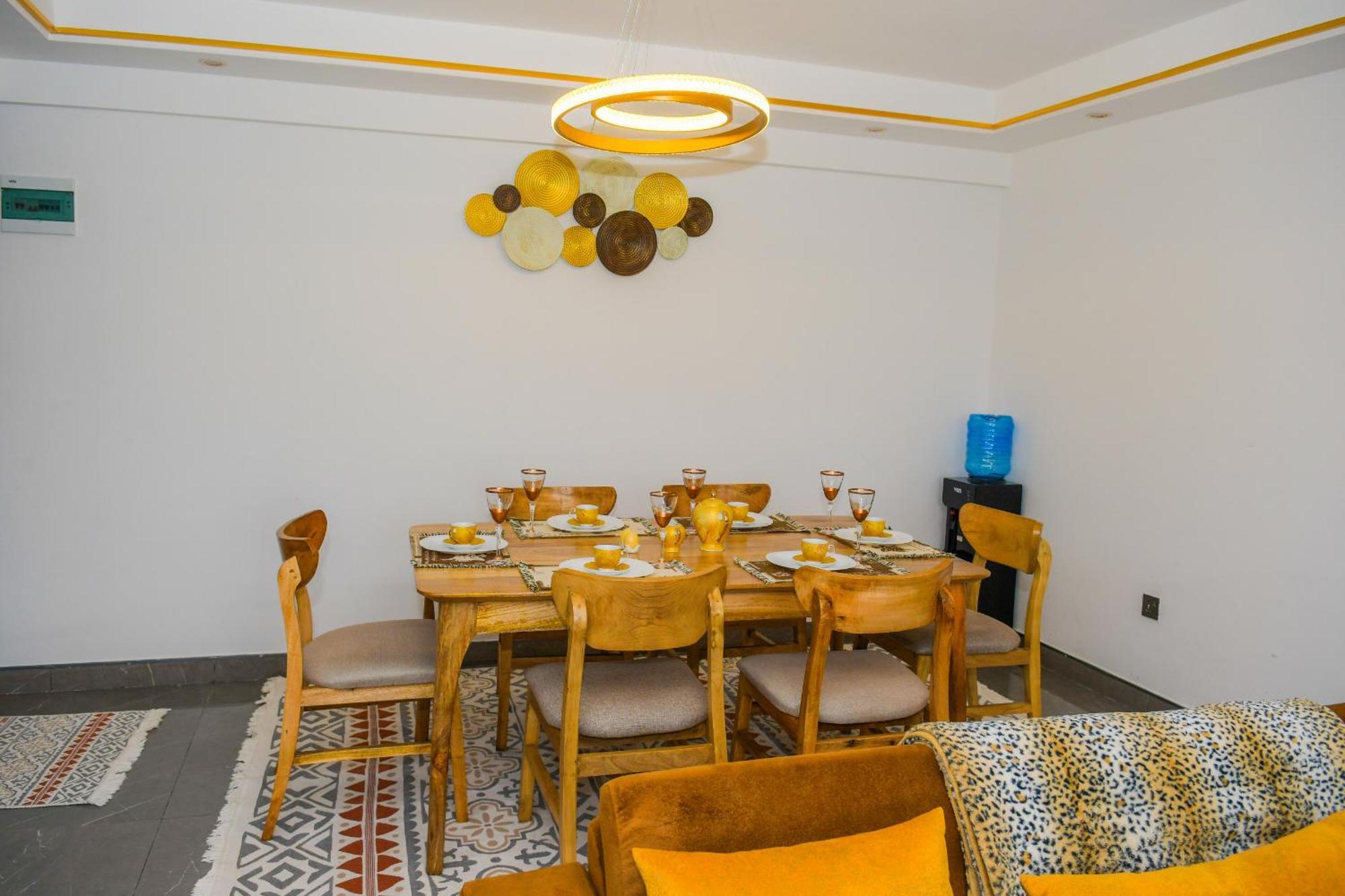 Comfort Three Bedroom With Servant Quarter, Gym ,children Play Area ,rooftop Football Pitch, Coffee House, Restaurants, Garden And Amazing Scenic Views In Kileleshwa Apartamento *