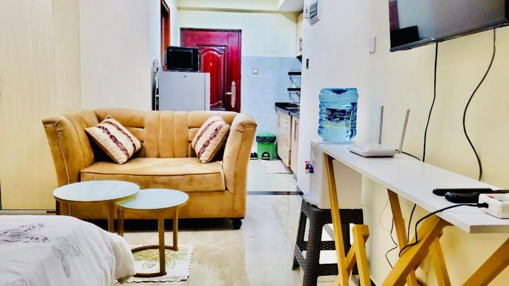 Apartment Furnished Two Bedroom With Swimming Pool, Fully Equipped Gym, Private Parking Space,children Playground And Unbeatable Scenic Views In Kilimani *