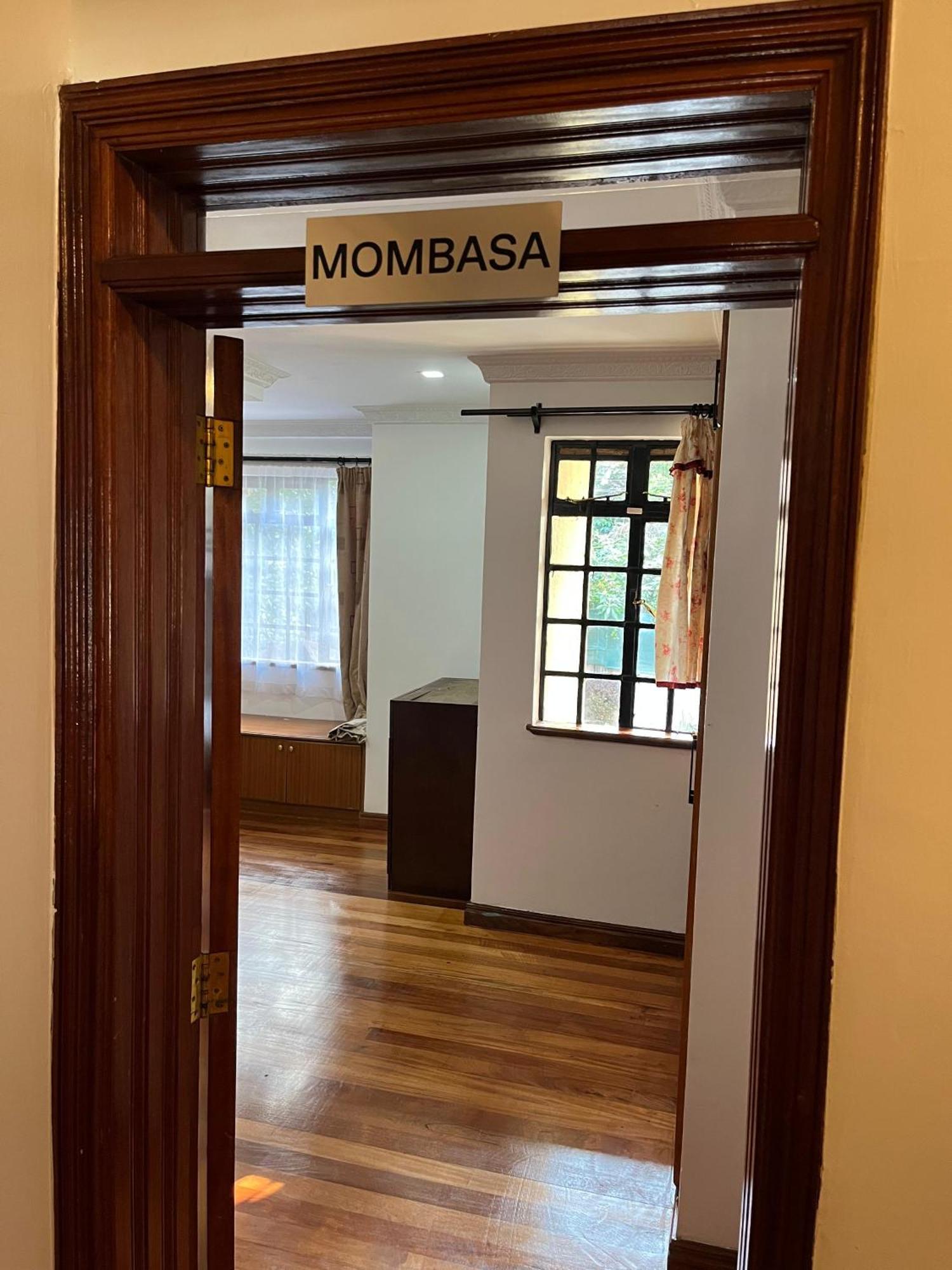 Hostel Nomad Backpackers