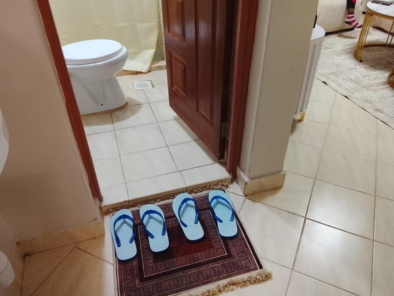 Bnb 1Bedroom -Luxury & Prestige- Kitisuru Nairobi Guest house *