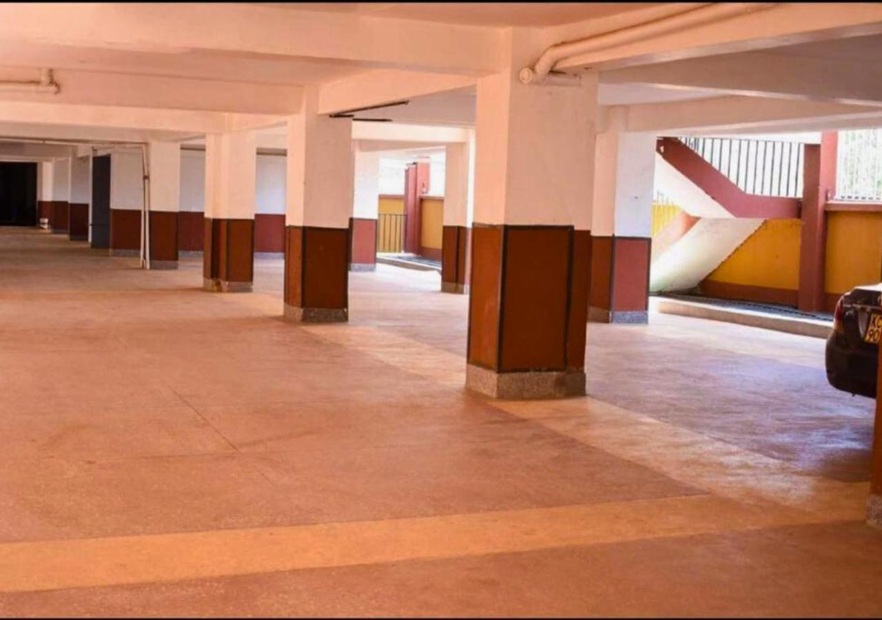 One Bedroom Retreat Opposite Garden Mall