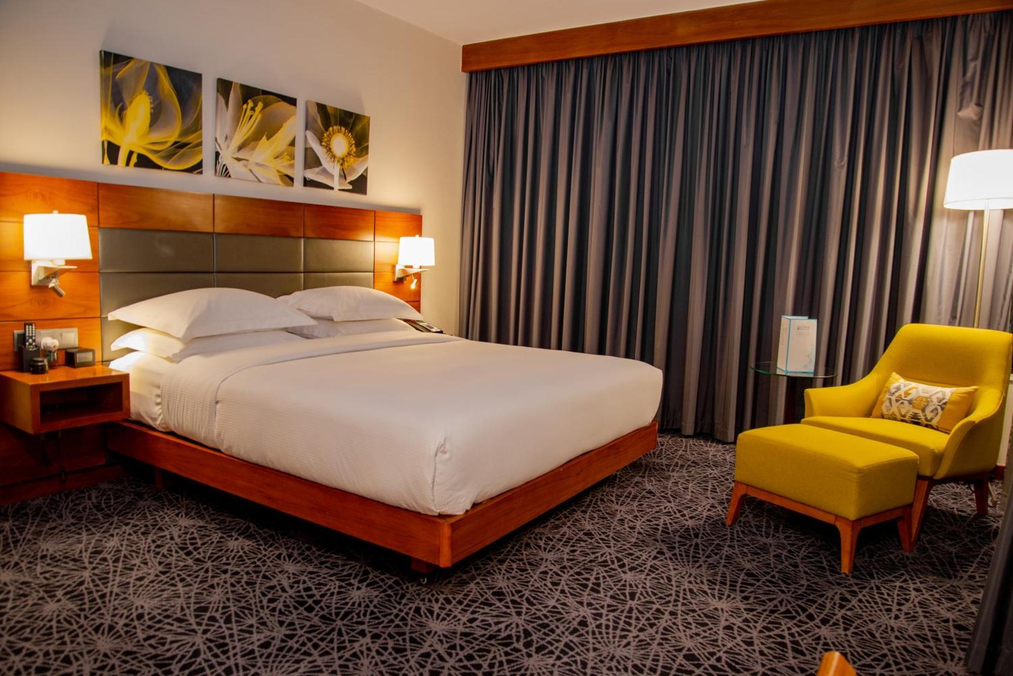 Hilton Garden Airport Hotel