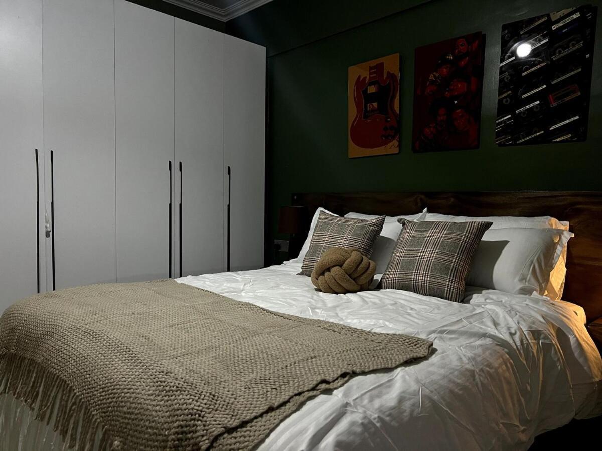 Cozy 2bedroom Escape In The Heart Of